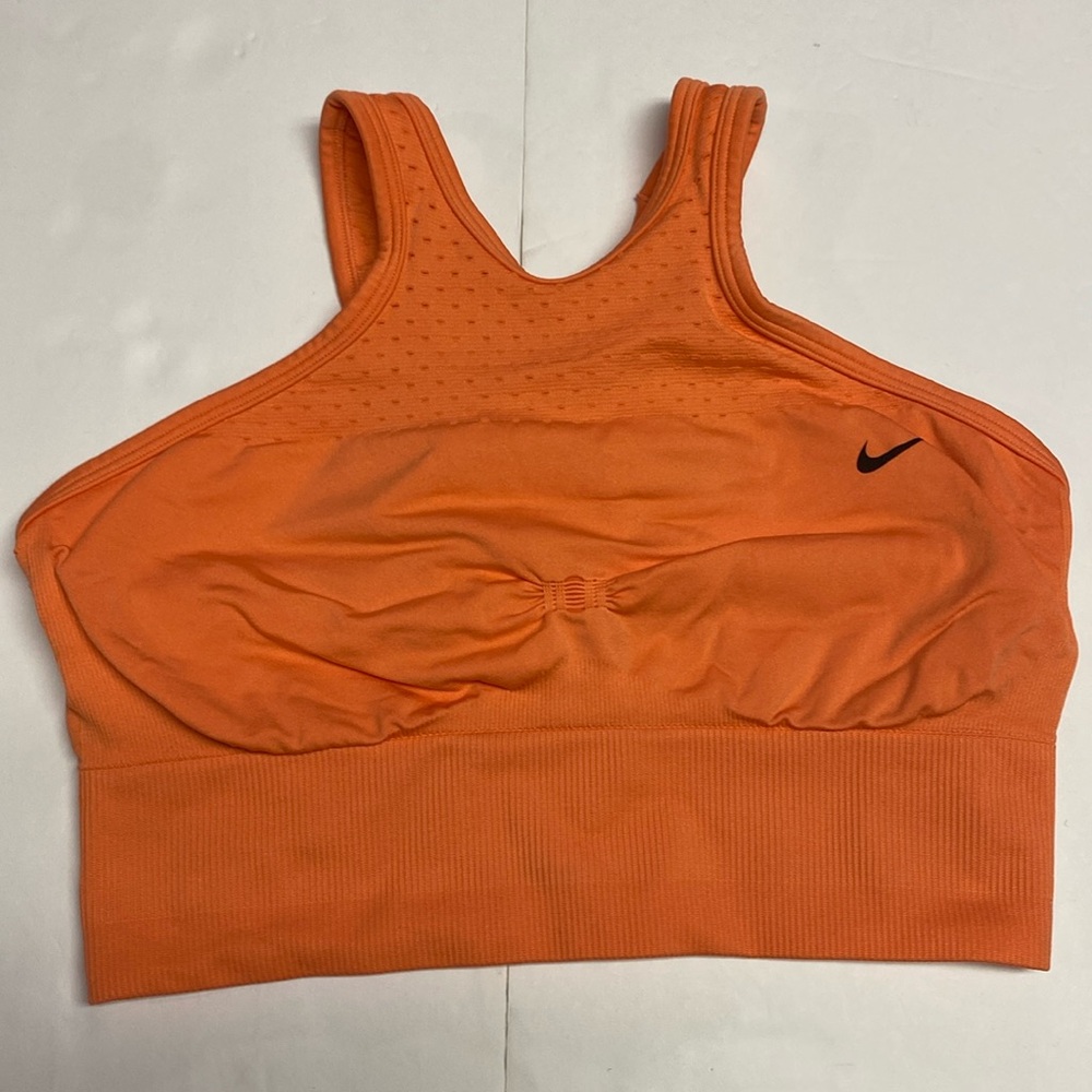 Nike Dri-fit Peach Colored Sports Bra Racerback Unpadded Lined Size M